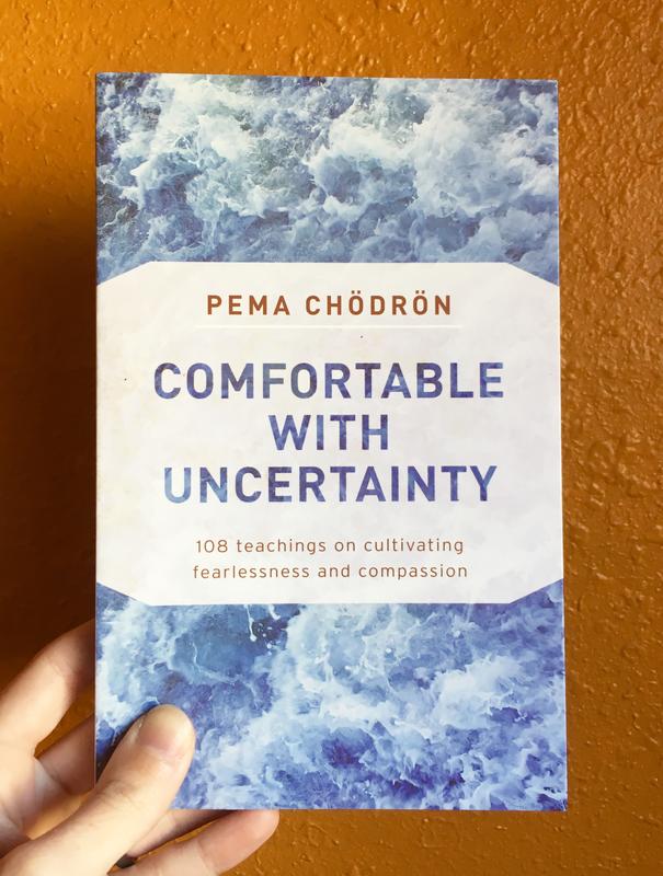 Comfortable with Uncertainty: 108 Teachings on Cultivating Fearlessness and Compassion